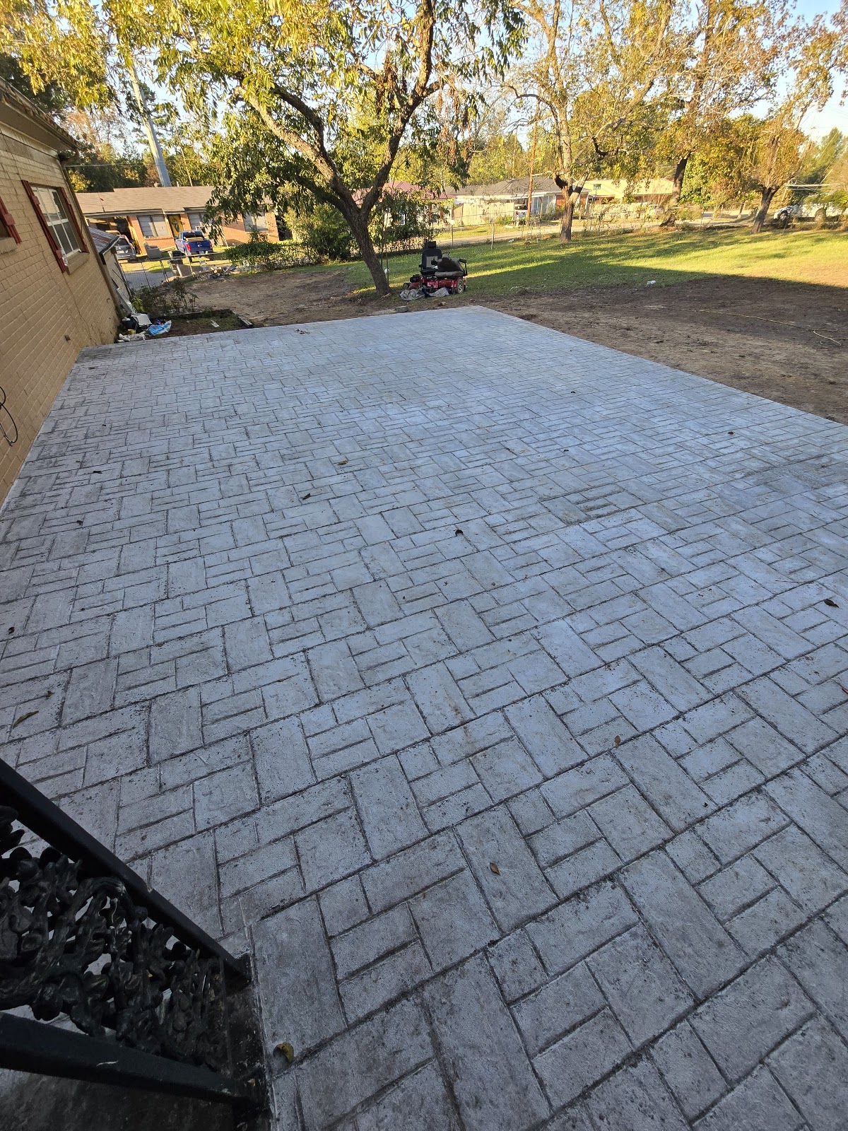 Stamped concrete patio with a stone pattern
